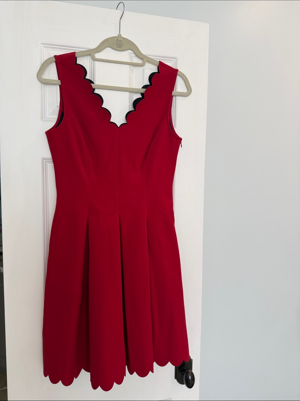 Banana Republic Red Scallop-Edge Sleeveless Dress - Classic Women's Fit